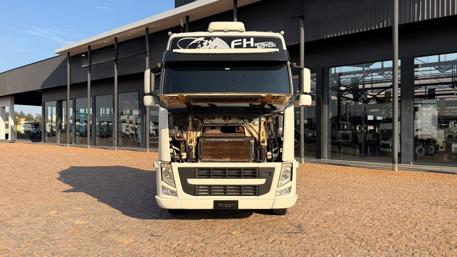 WhatsApp Image 2025-10-28 at 09.05.20 (1)