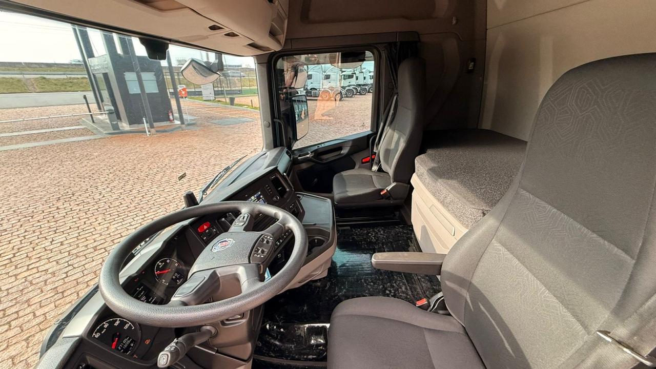 WhatsApp Image 2025-07-28 at 16.39.53 (18)