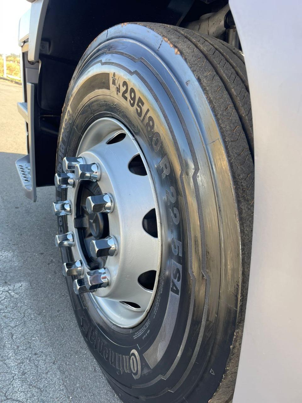 WhatsApp Image 2025-11-12 at 09.23.16 (1)