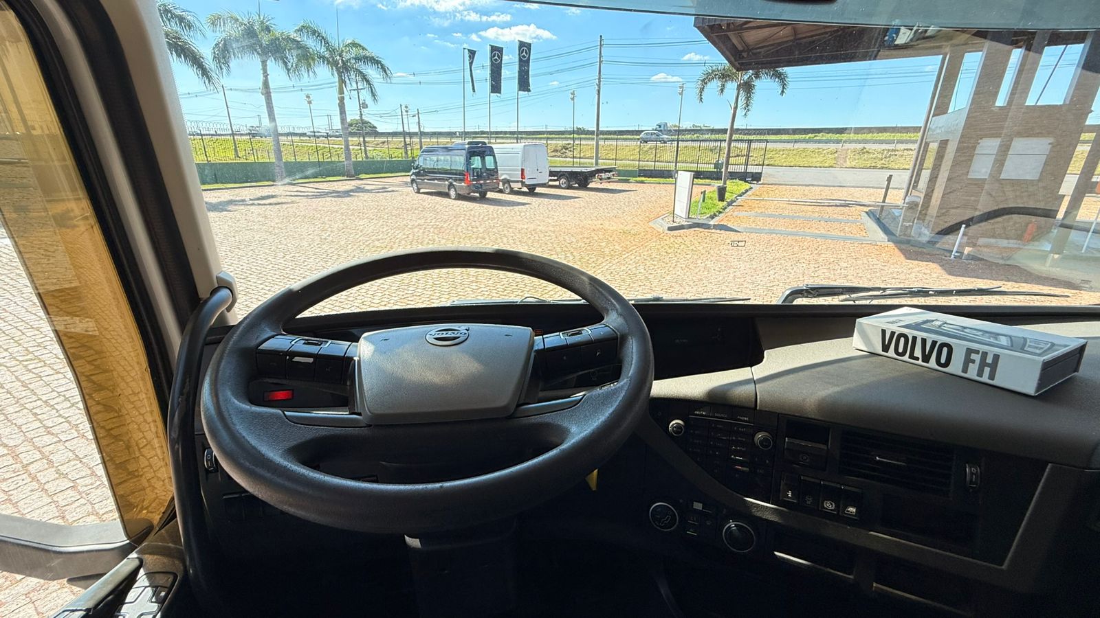 WhatsApp Image 2025-11-12 at 09.44.04 (2)