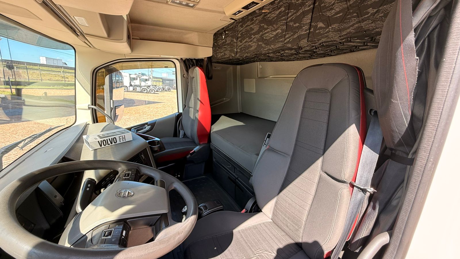 WhatsApp Image 2025-11-12 at 09.44.04 (3)