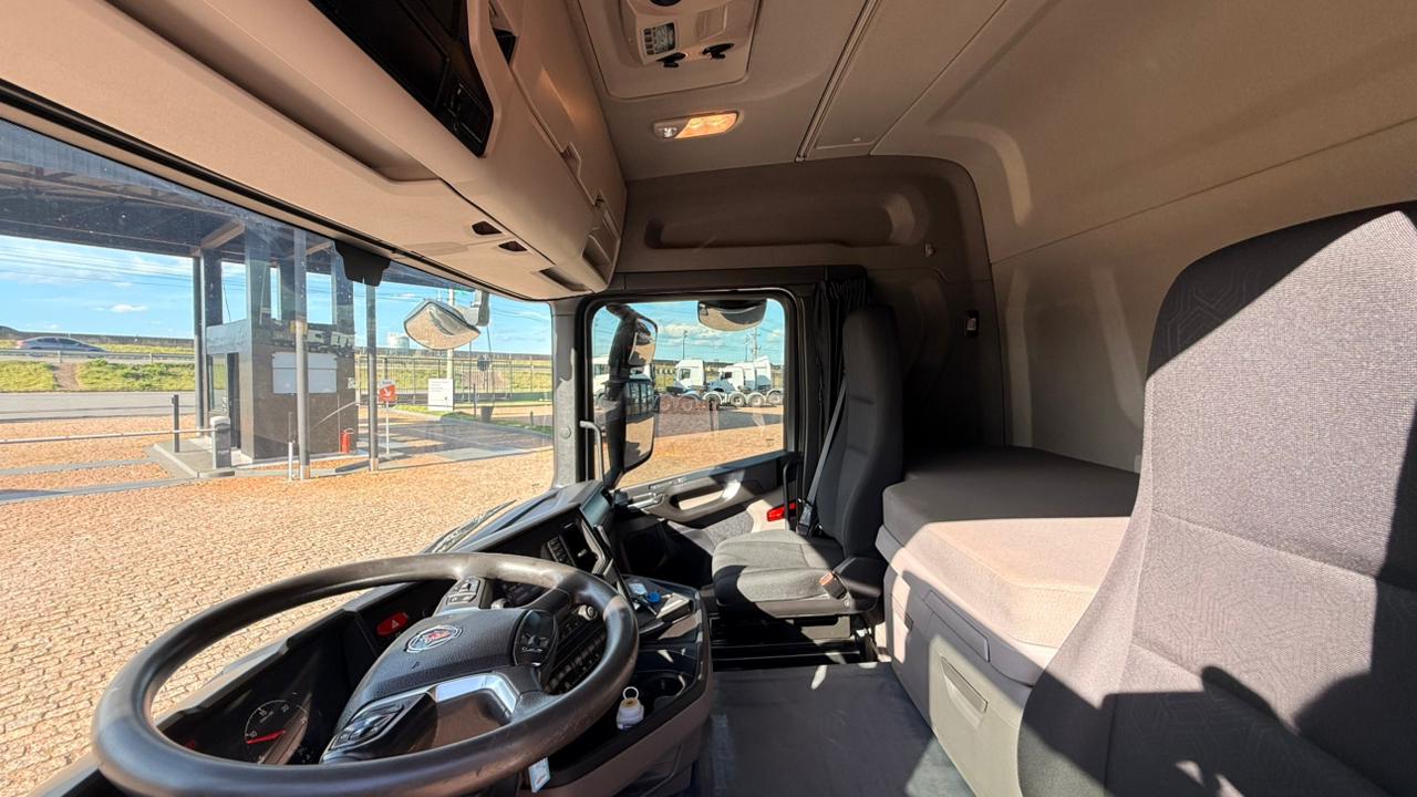 WhatsApp Image 2025-12-18 at 11.04.18 (3)