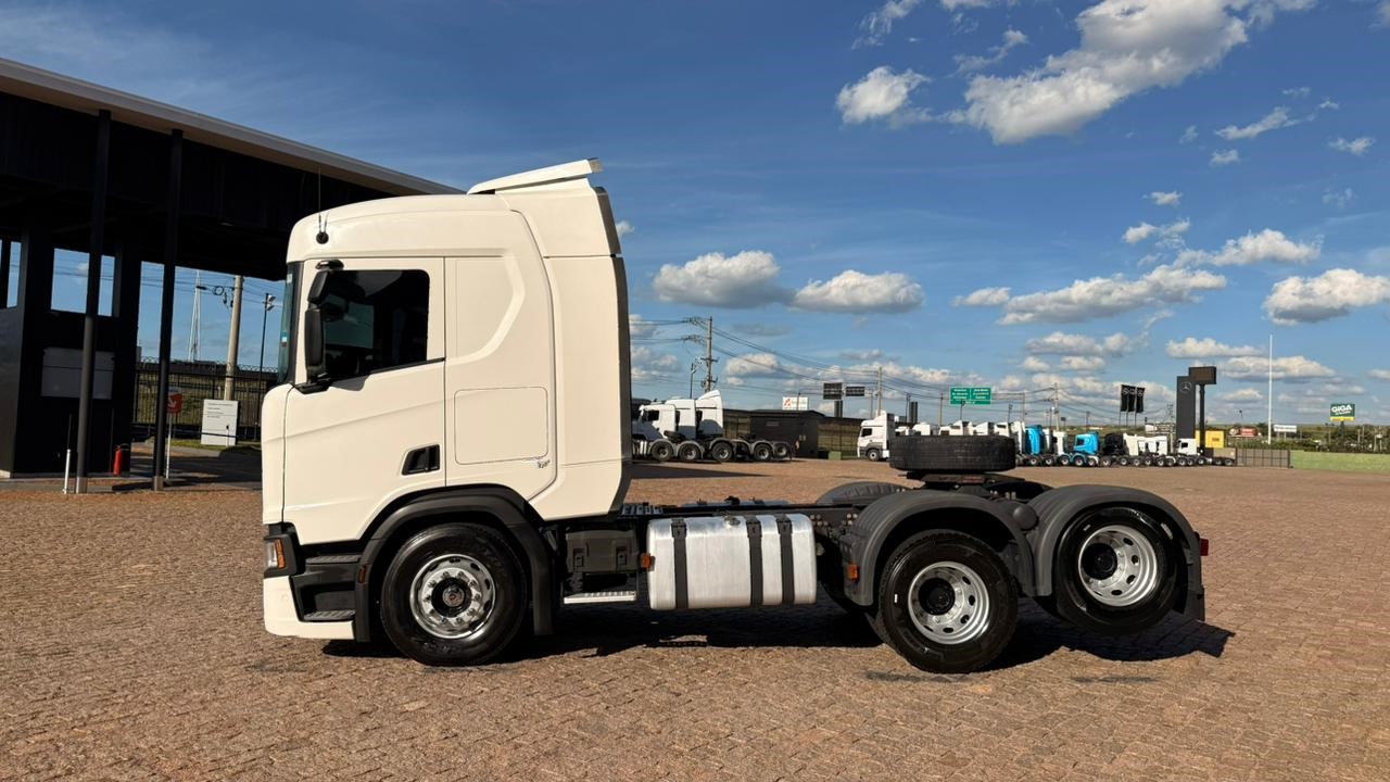 WhatsApp Image 2025-12-18 at 11.04.19 (1)