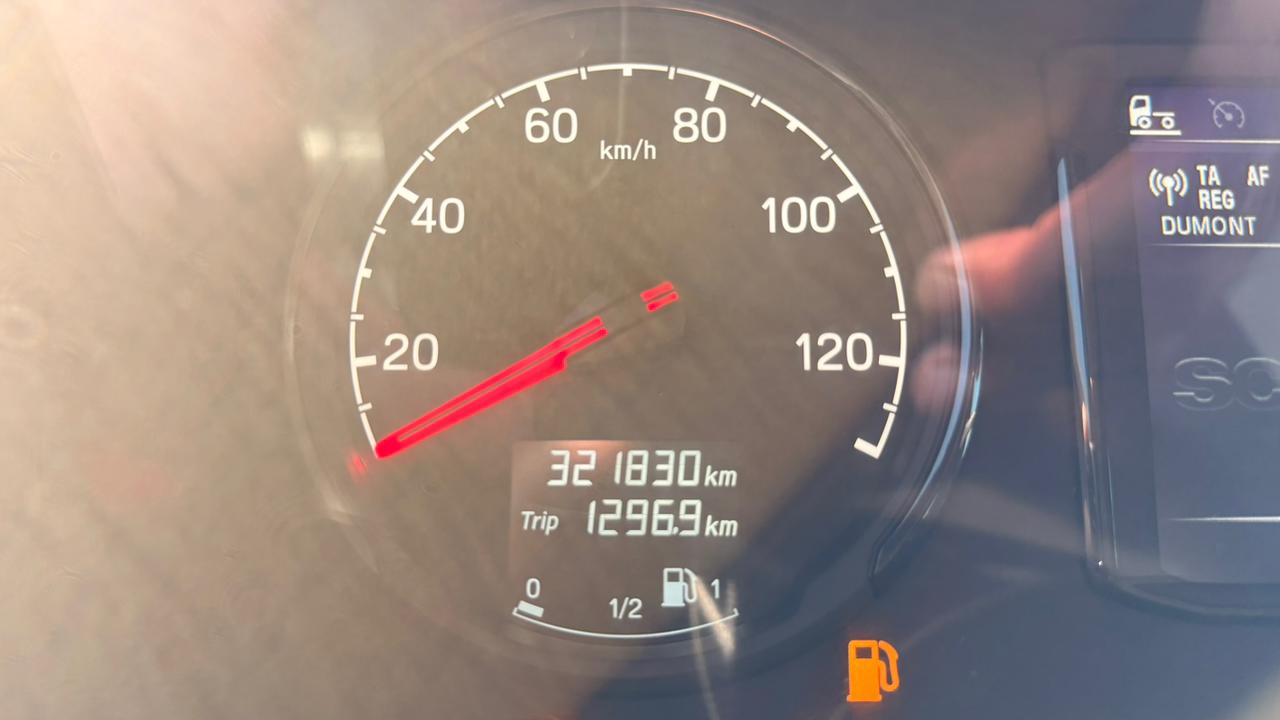 WhatsApp Image 2025-12-18 at 11.04.19 (2)