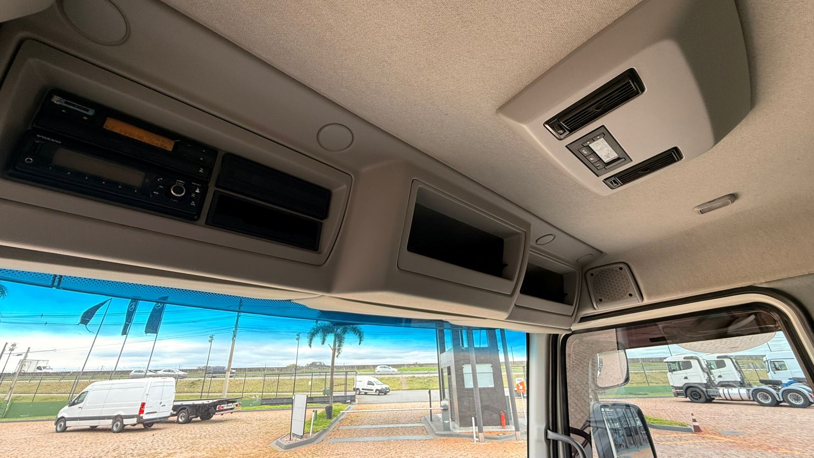 WhatsApp Image 2026-01-05 at 10.42.26 (1)