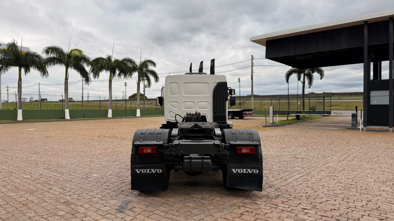 WhatsApp Image 2026-01-05 at 10.42.29