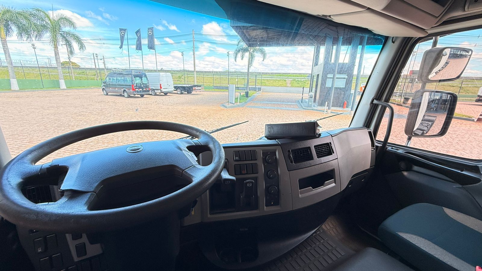 WhatsApp Image 2026-01-27 at 11.29.29 (2)