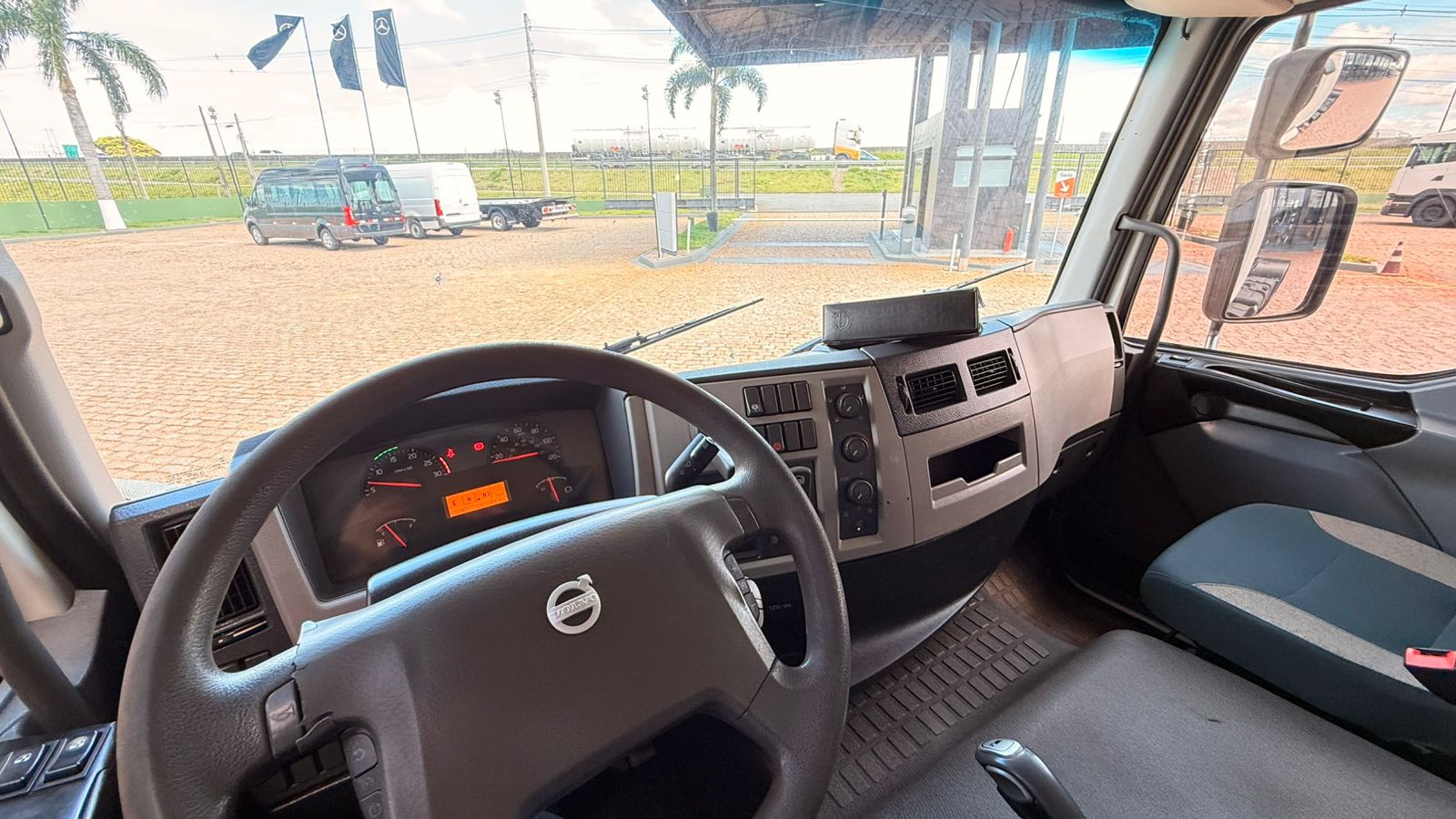 WhatsApp Image 2026-01-27 at 11.29.33 (4)