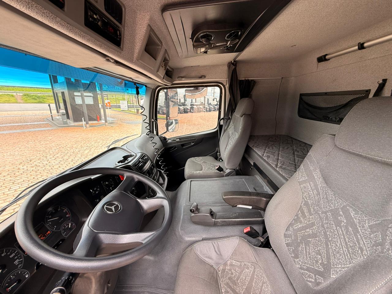 WhatsApp Image 2026-01-28 at 10.49.12 (3)