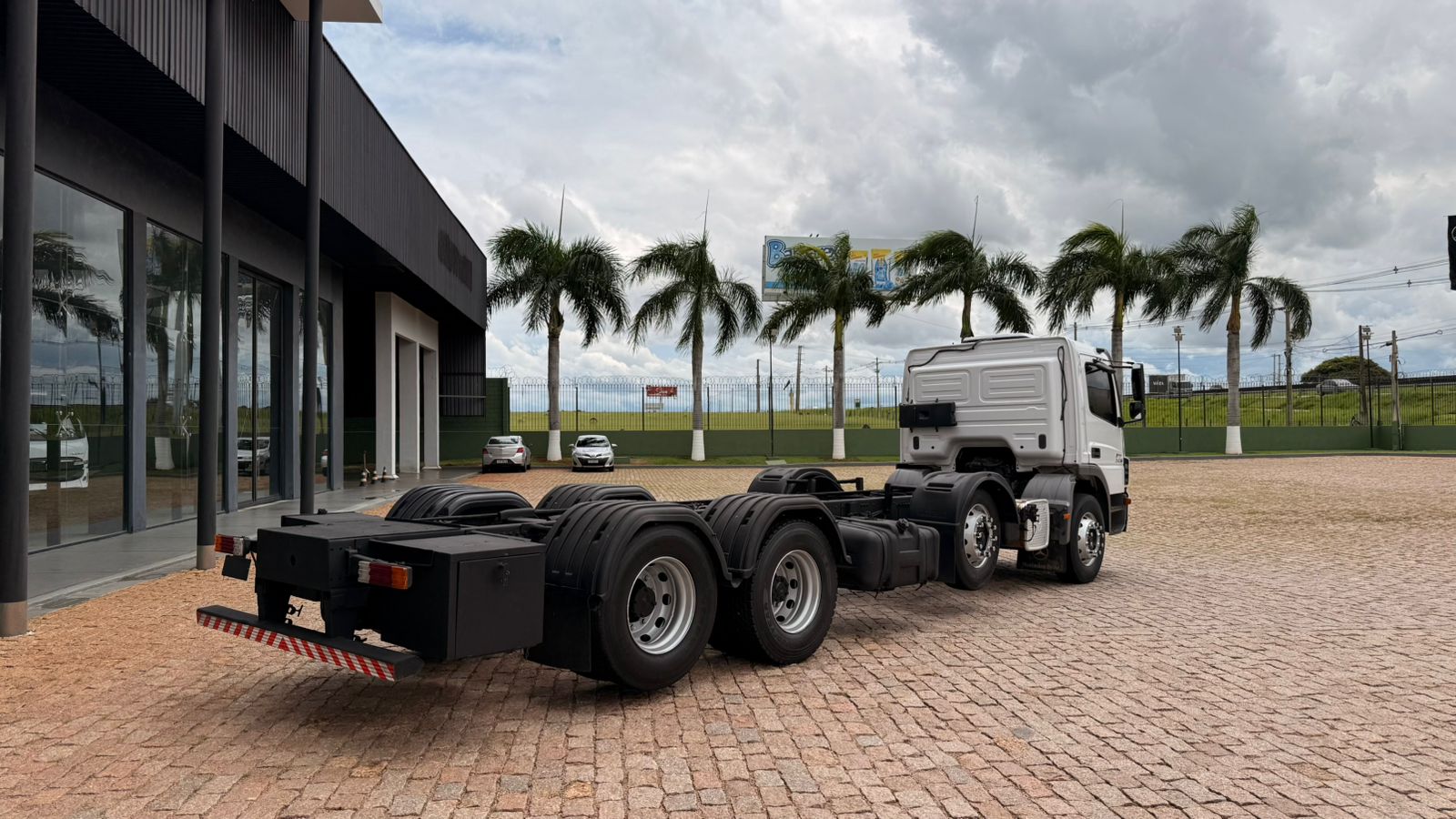 WhatsApp Image 2026-02-11 at 10.03.00