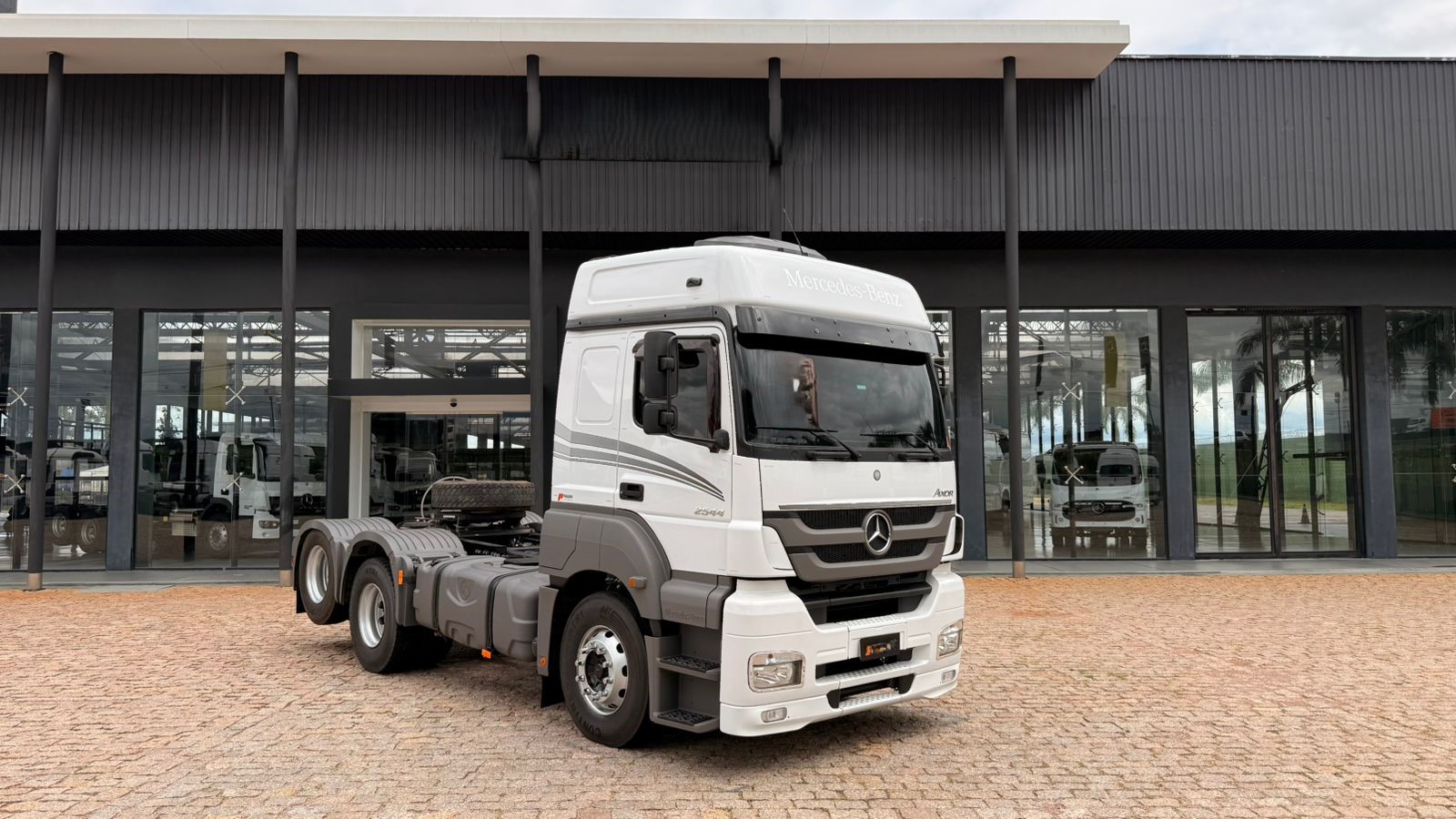 WhatsApp Image 2026-02-11 at 10.03.04 (1)