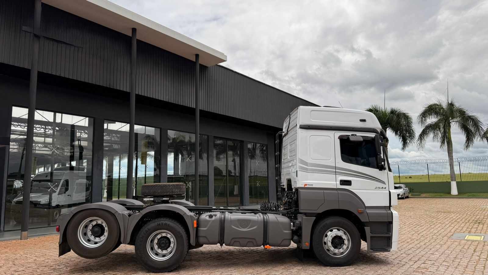 WhatsApp Image 2026-02-11 at 10.03.09