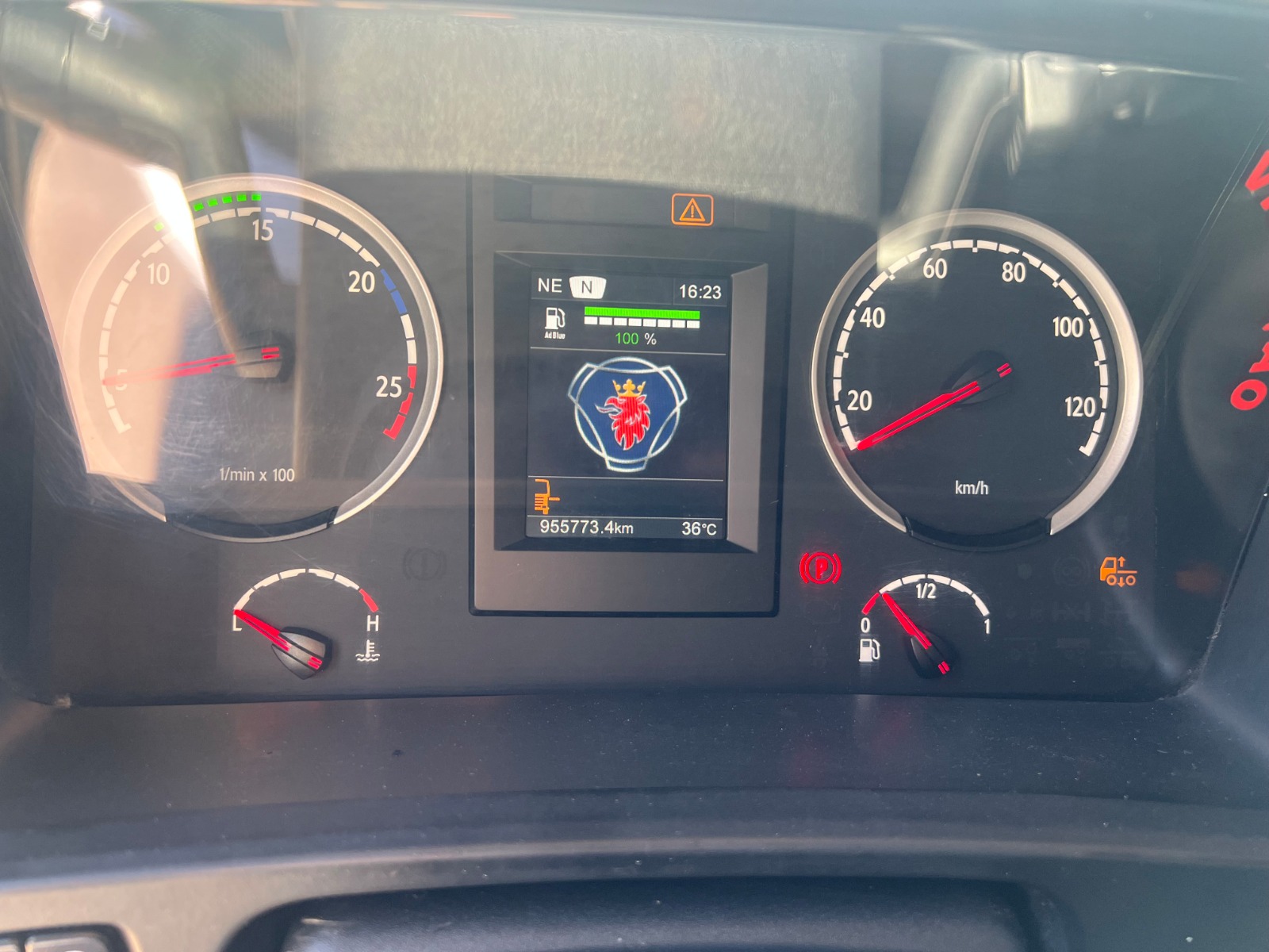 WhatsApp Image 2026-03-24 at 11.00.07 (2)