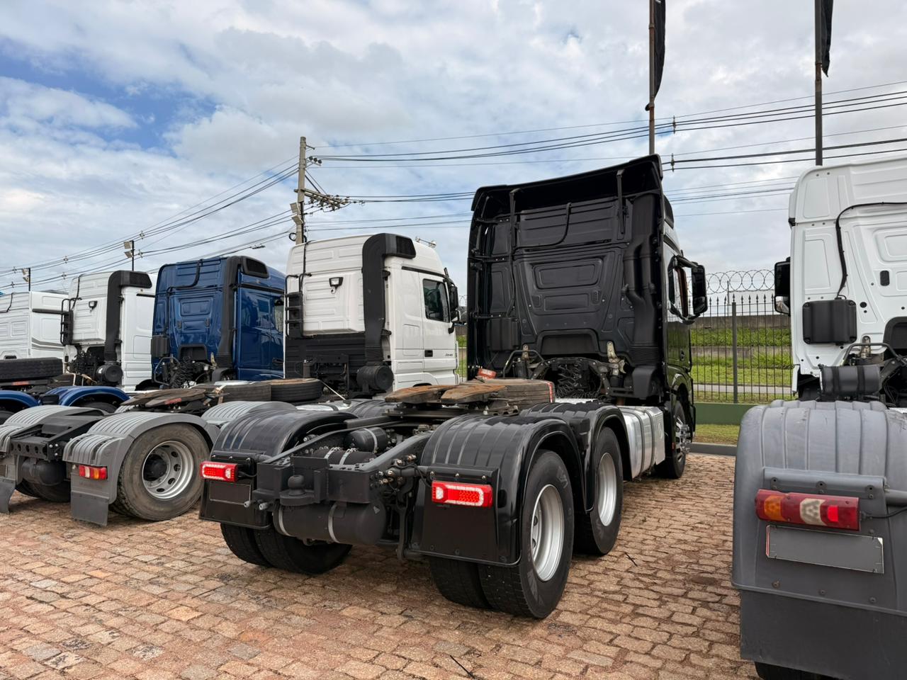 WhatsApp Image 2026-03-24 at 16.47.20 (1)