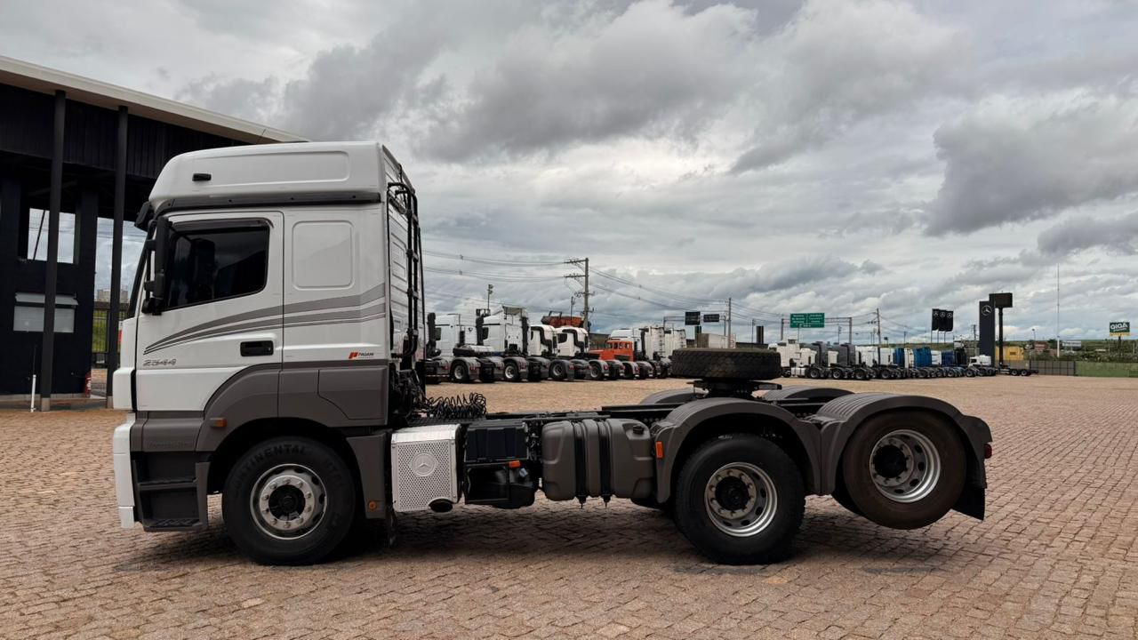 WhatsApp Image 2026-04-10 at 09.09.33 (1)