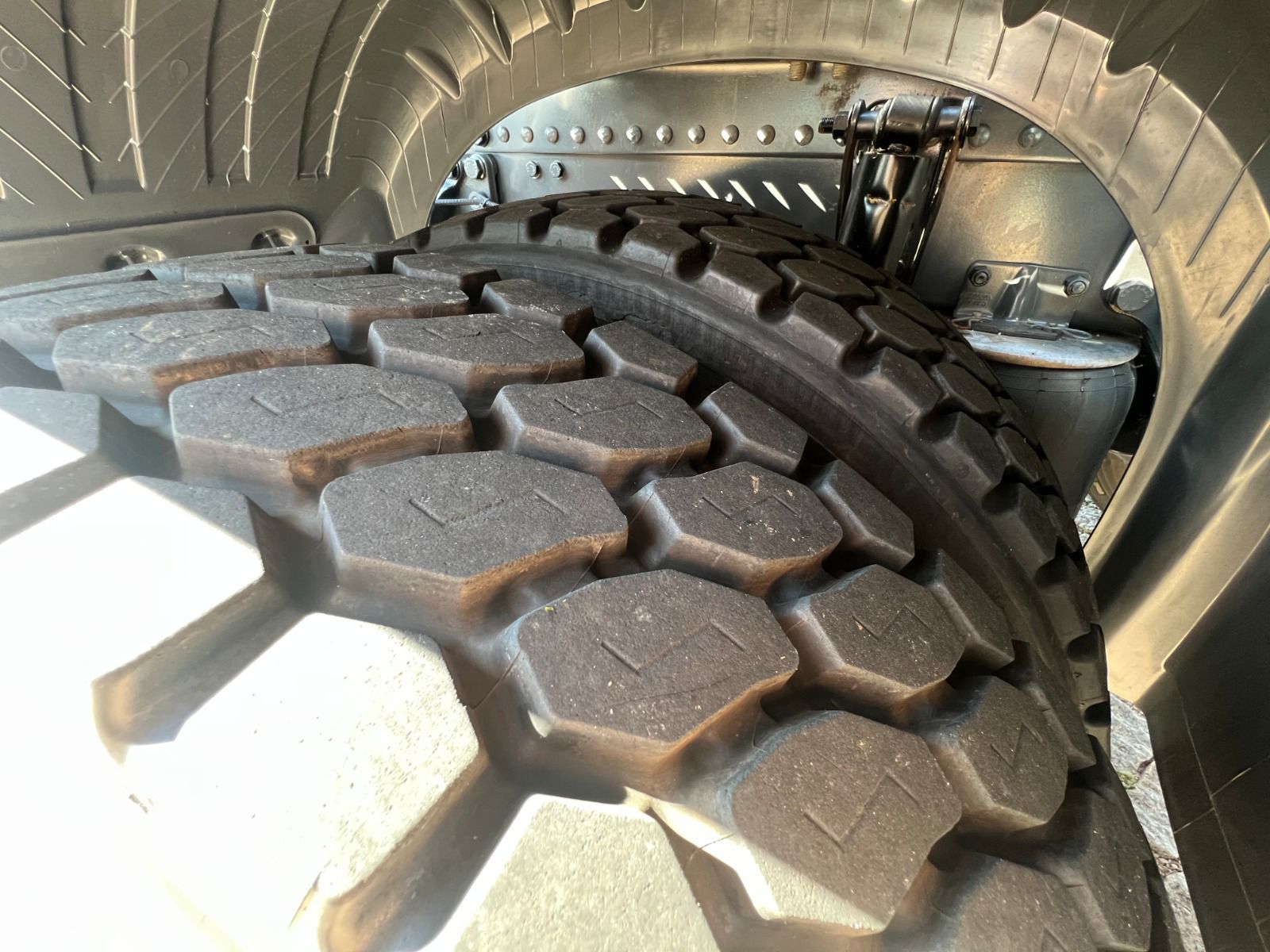 WhatsApp Image 2026-04-15 at 09.29.50 (2)