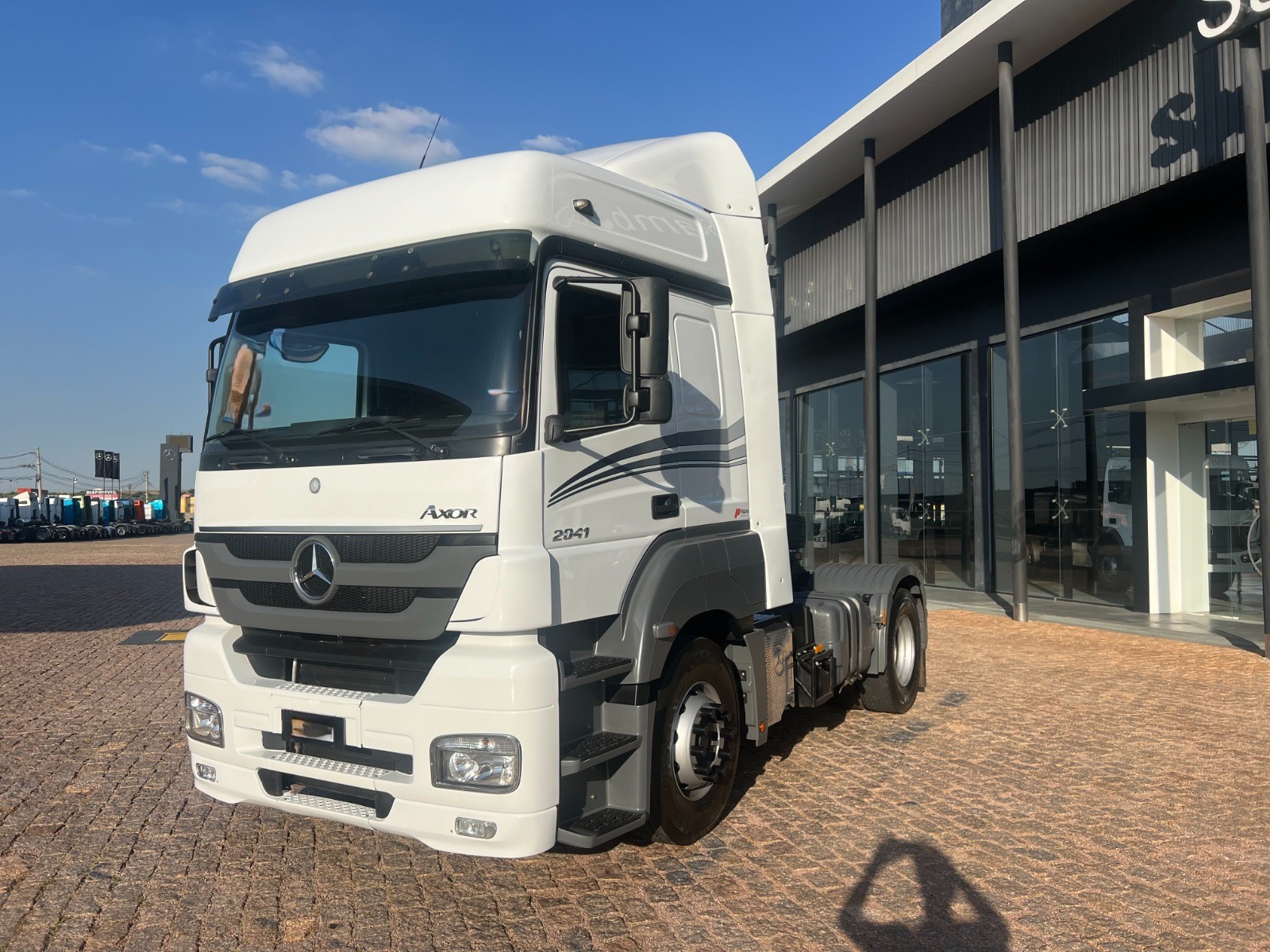 WhatsApp Image 2026-04-19 at 15.18.24 (2)