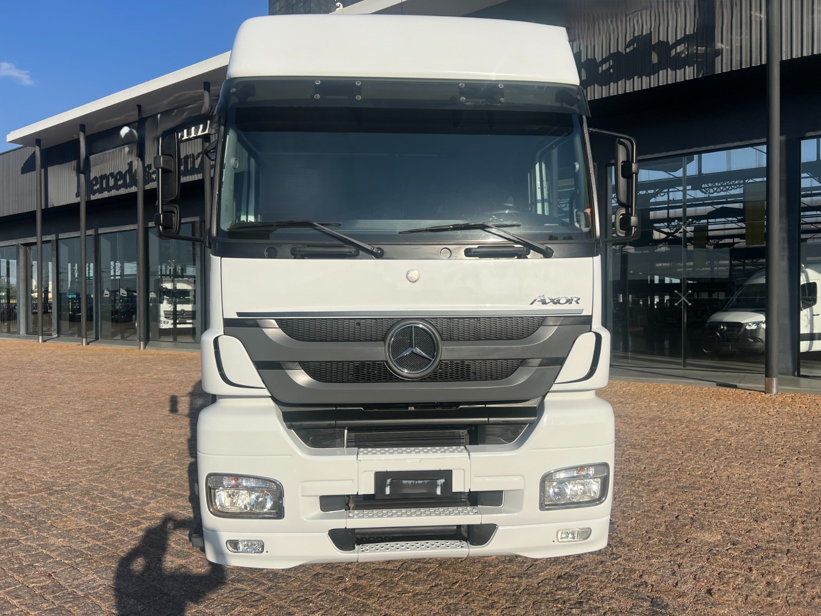 WhatsApp Image 2026-04-19 at 15.18.24 (3)