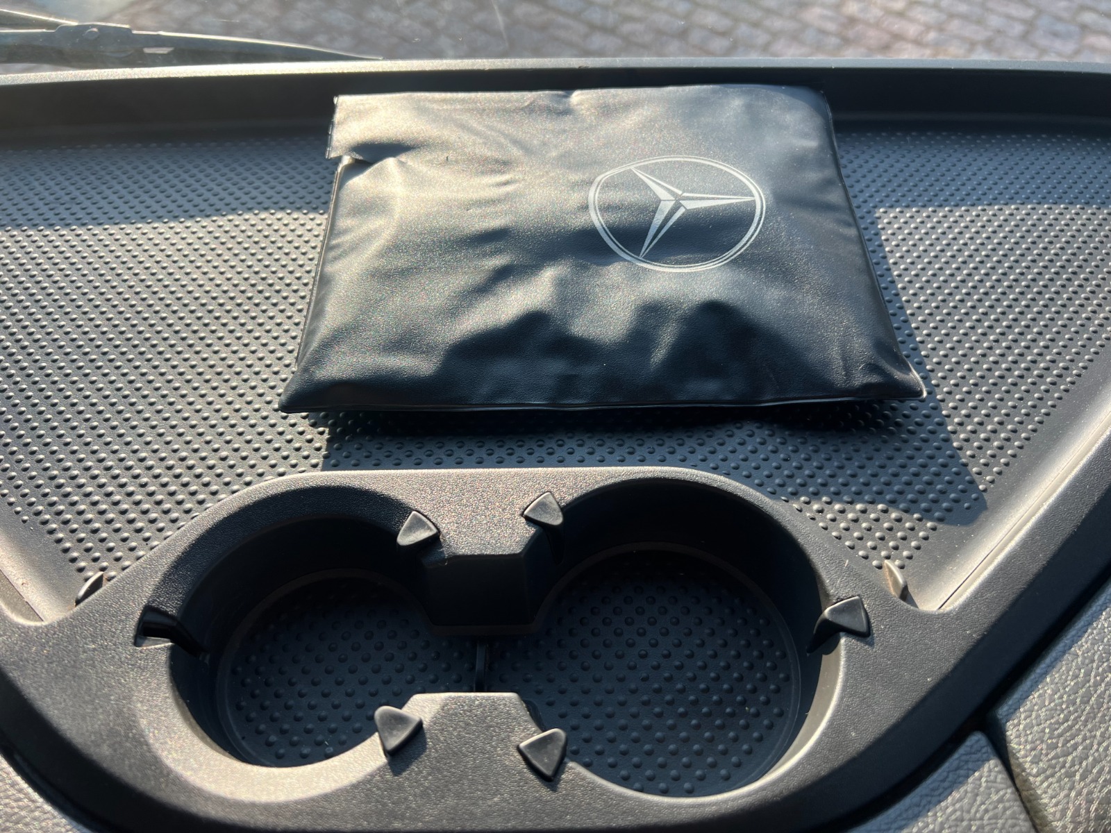 WhatsApp Image 2026-04-19 at 15.18.27 (2)