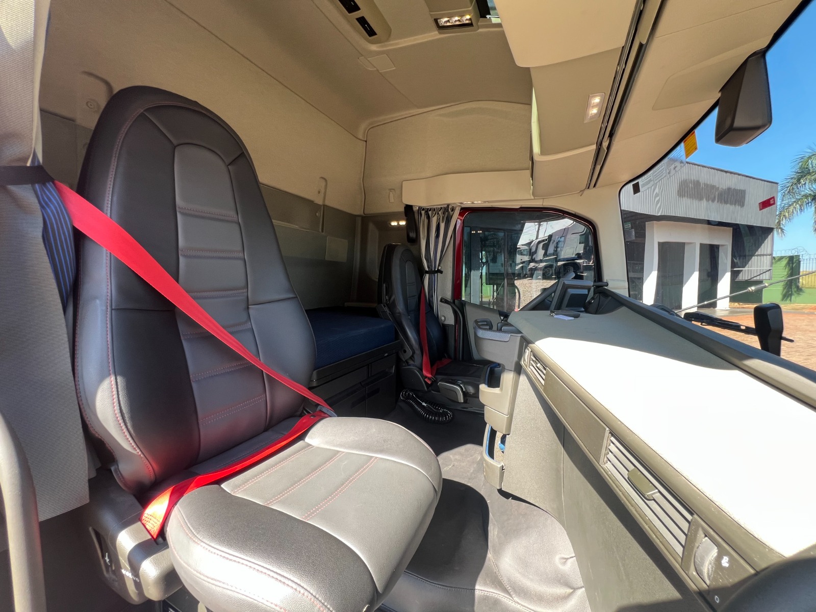 WhatsApp Image 2026-04-21 at 18.42.51 (3)