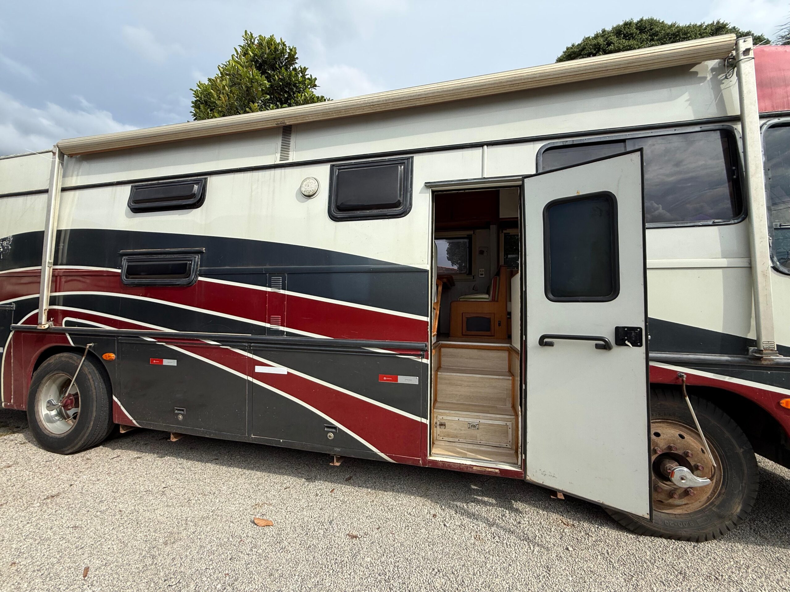 WhatsApp Image 2026-04-22 at 12.11.10