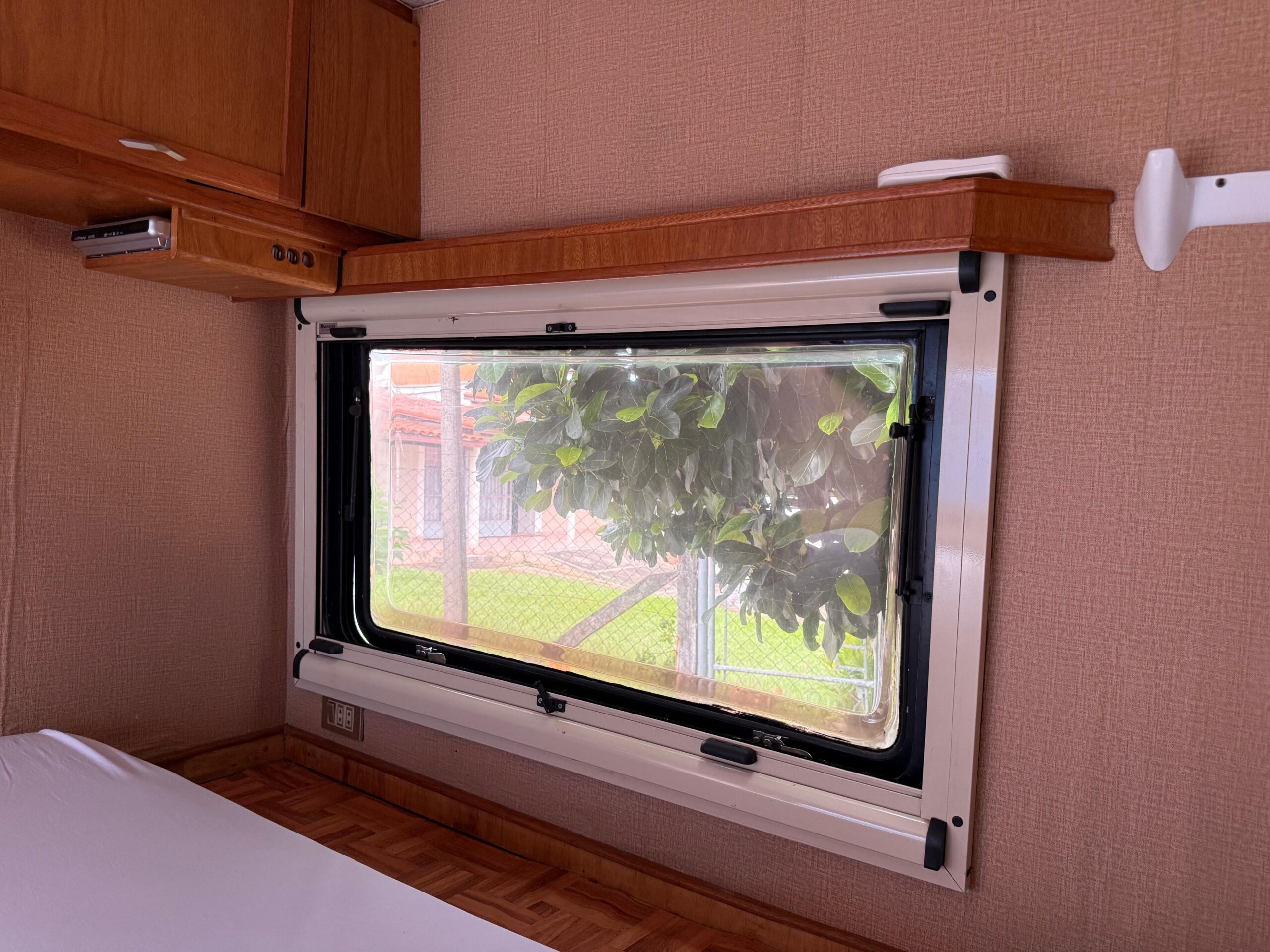 WhatsApp Image 2026-04-22 at 12.11.28